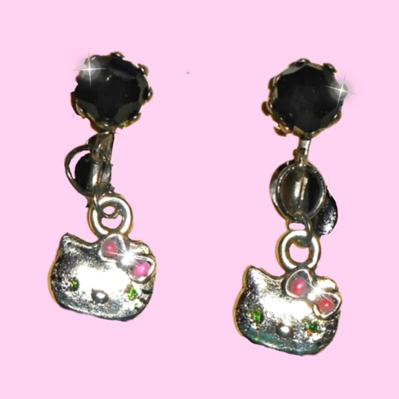 Stamped Sanrio Girl's Hello Kitty Clip Earrings - Picture 2 of 13